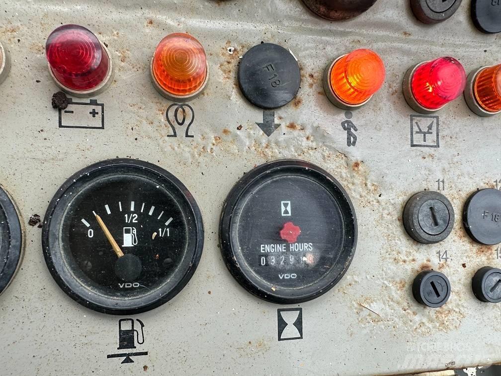 Liebherr RL 22 B Boru döşeme dozerleri