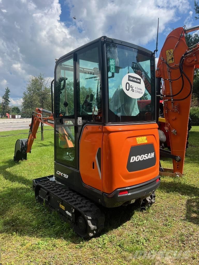 Doosan DX 19 Paletli ekskavatörler