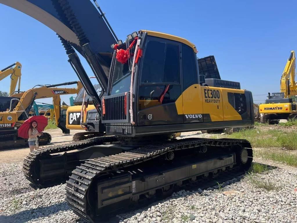 Volvo EC300 Paletli ekskavatörler