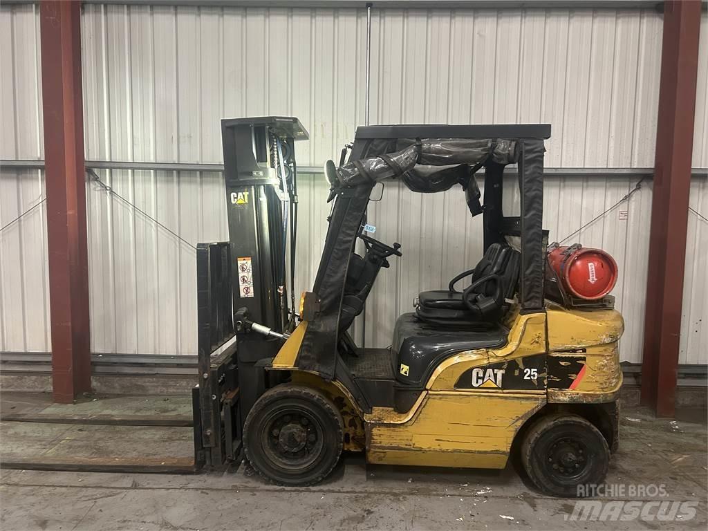 CAT GP25NT LPG'li forkliftler