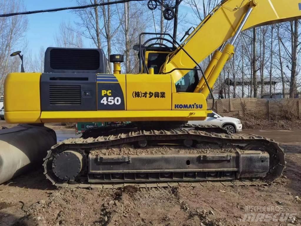 Komatsu PC 450-8 Paletli ekskavatörler