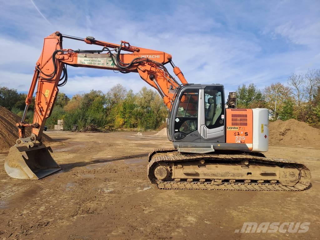 Hitachi ZX225USLC-3 Paletli ekskavatörler