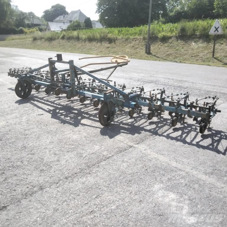  DELFOSSE 12 RANGS Diger toprak isleme makina ve aksesuarlari