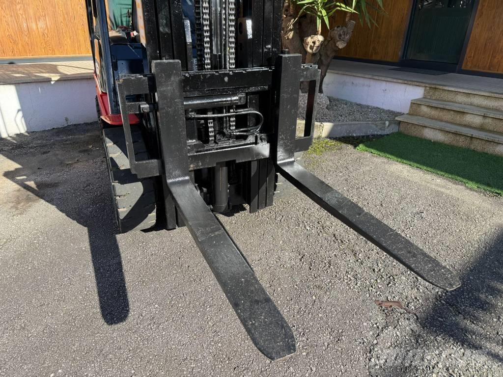 Manitou MI 35 D Dizel forkliftler
