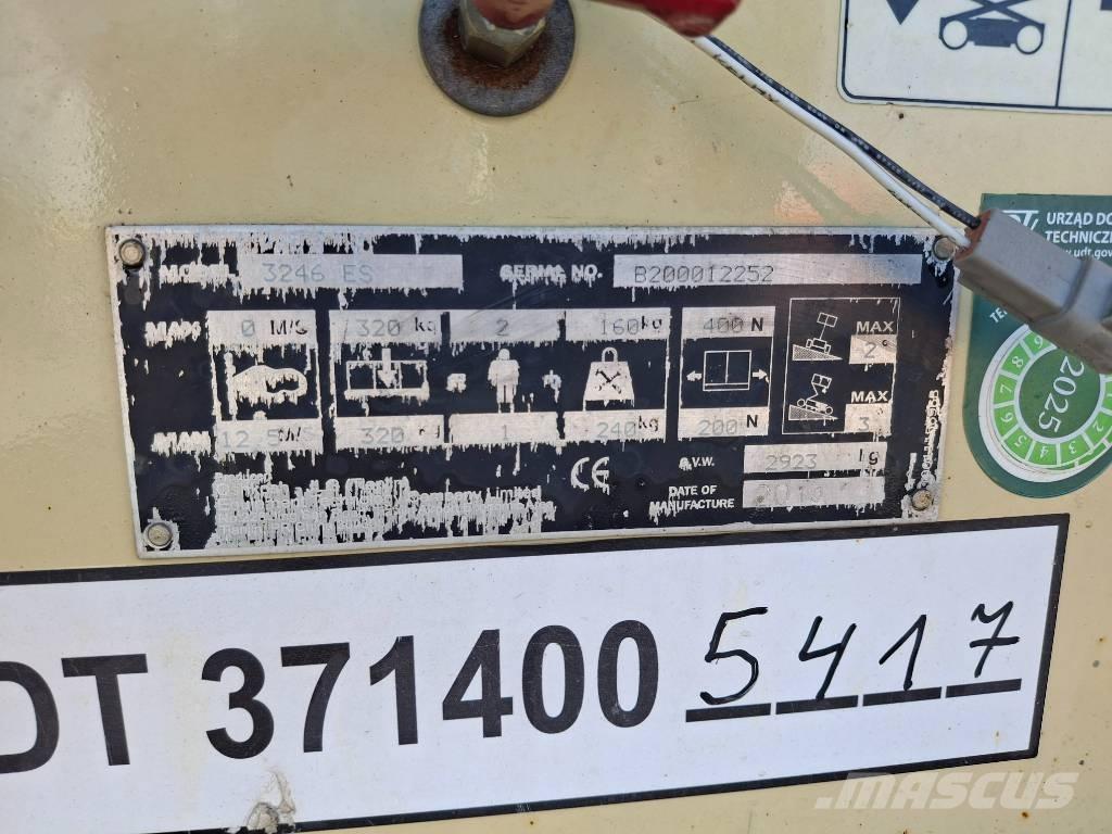 JLG 3246ES Makasli platformlar