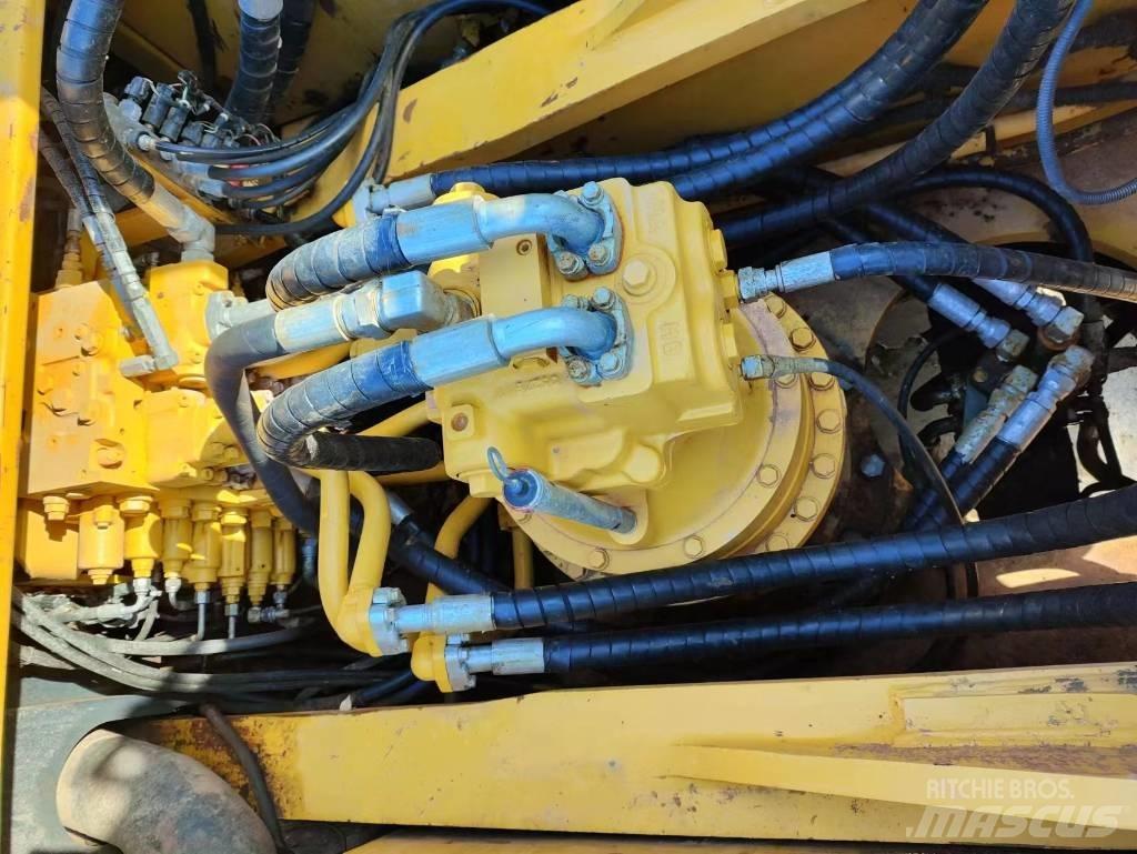 Komatsu PC 450 LC-8 Paletli ekskavatörler