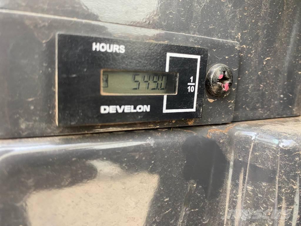 Develon DX 27 Z-7 Mini ekskavatörler, 7 tona dek