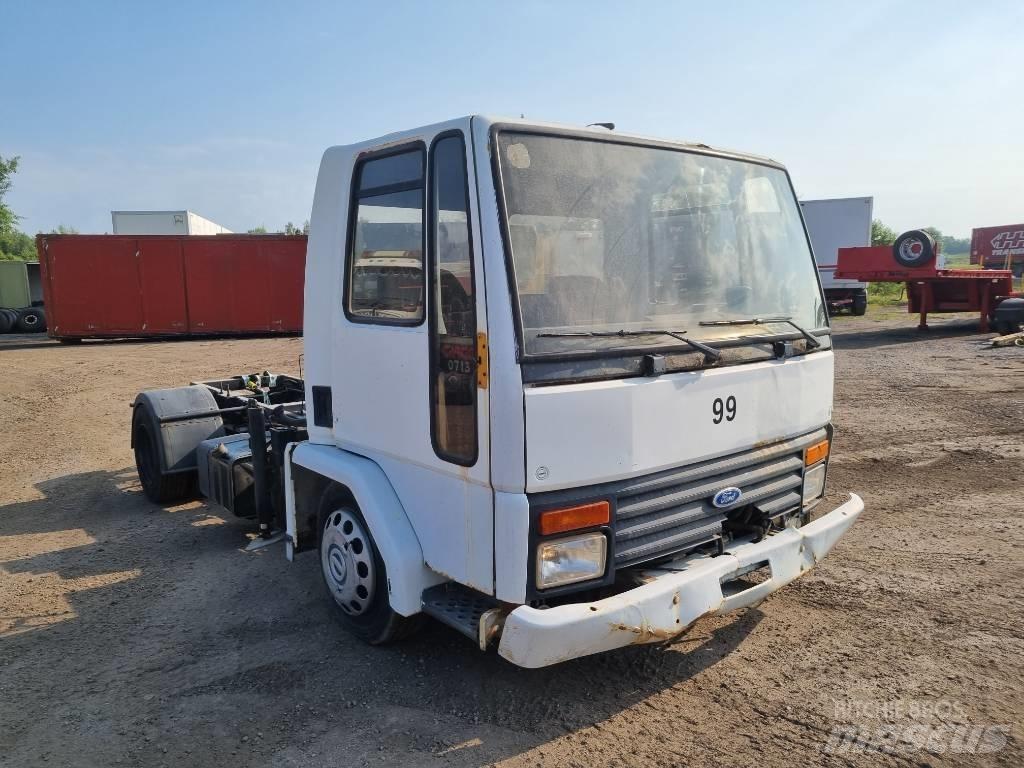 Ford CARGO 0713 Diger kamyonlar