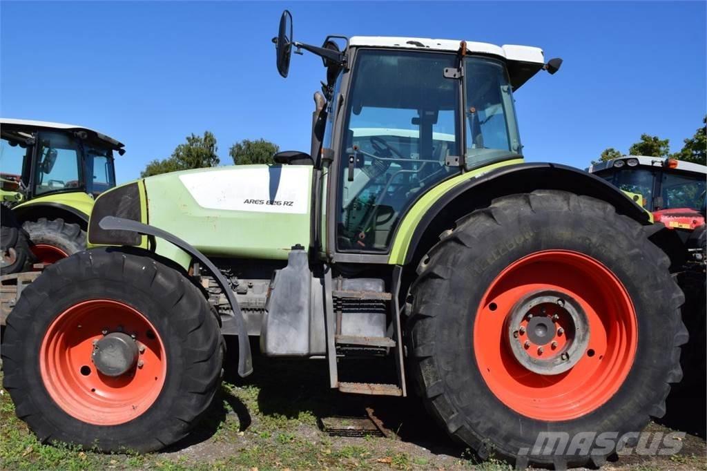 CLAAS Ares 826 RZ Traktörler