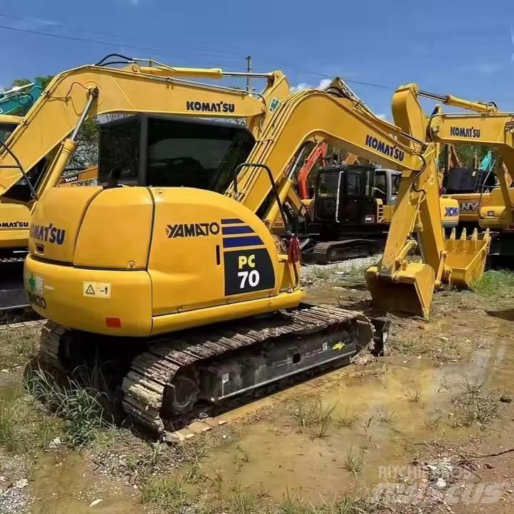 Komatsu PC70 Paletli ekskavatörler