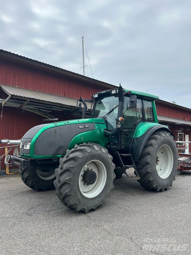 Valtra T 150 Traktörler