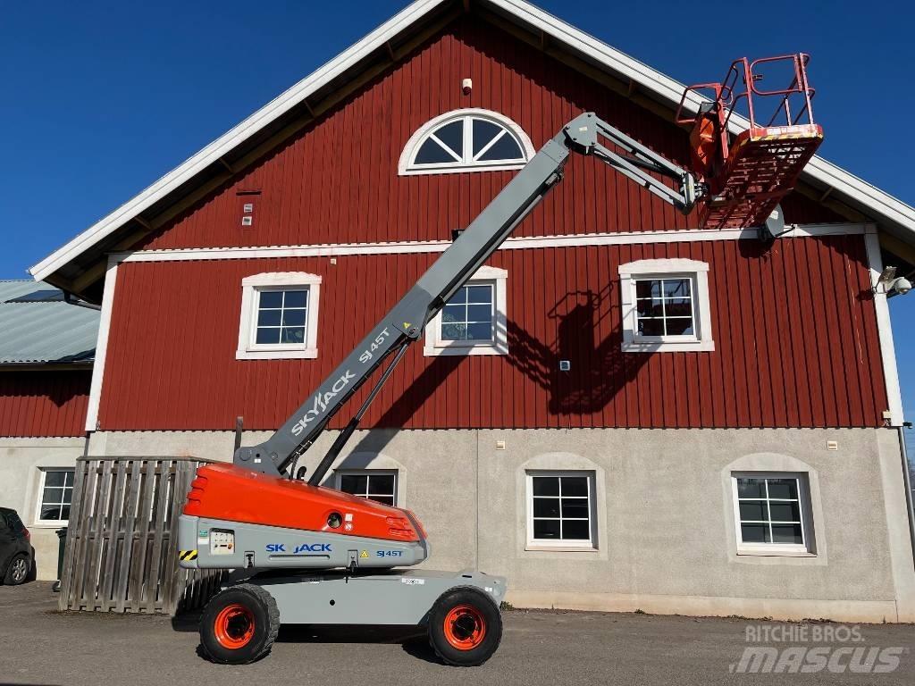 SkyJack SJ 45 T Teleskopik personel platformları