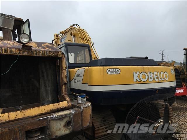 Kobelco SK 220 Paletli ekskavatörler
