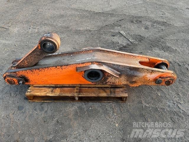 Daewoo Mega 400 V Kovalar