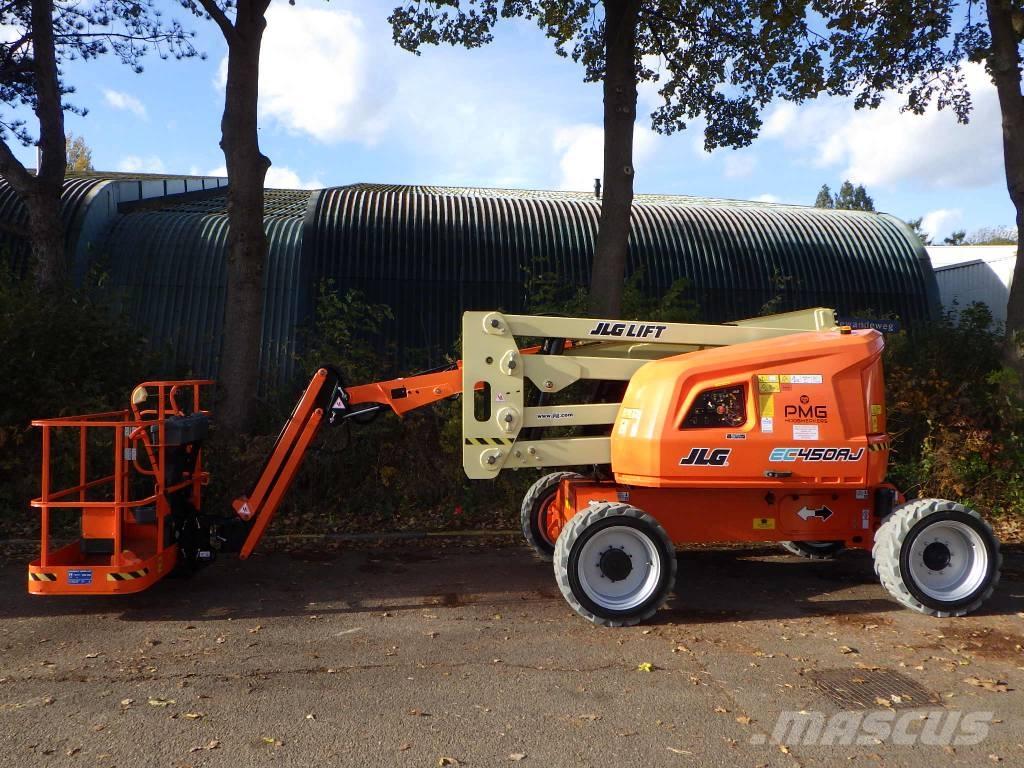 JLG EC450AJ Körüklü personel platformları
