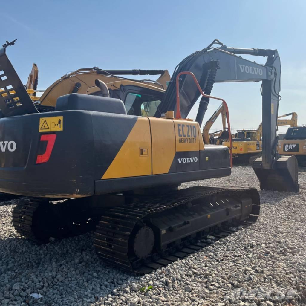Volvo EC 210 Paletli ekskavatörler