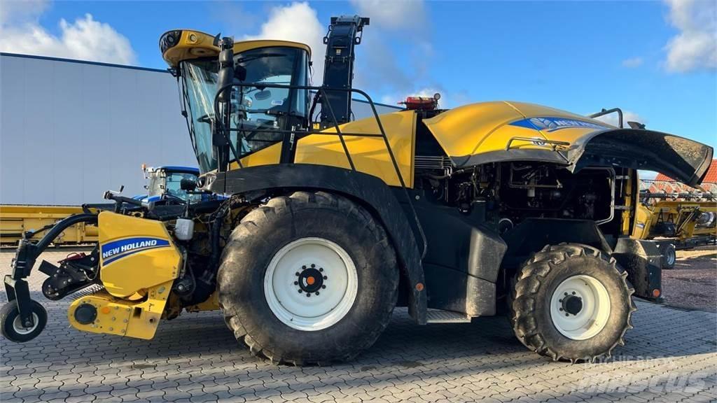New Holland FR 550 Kendi yürür silaj makinalari