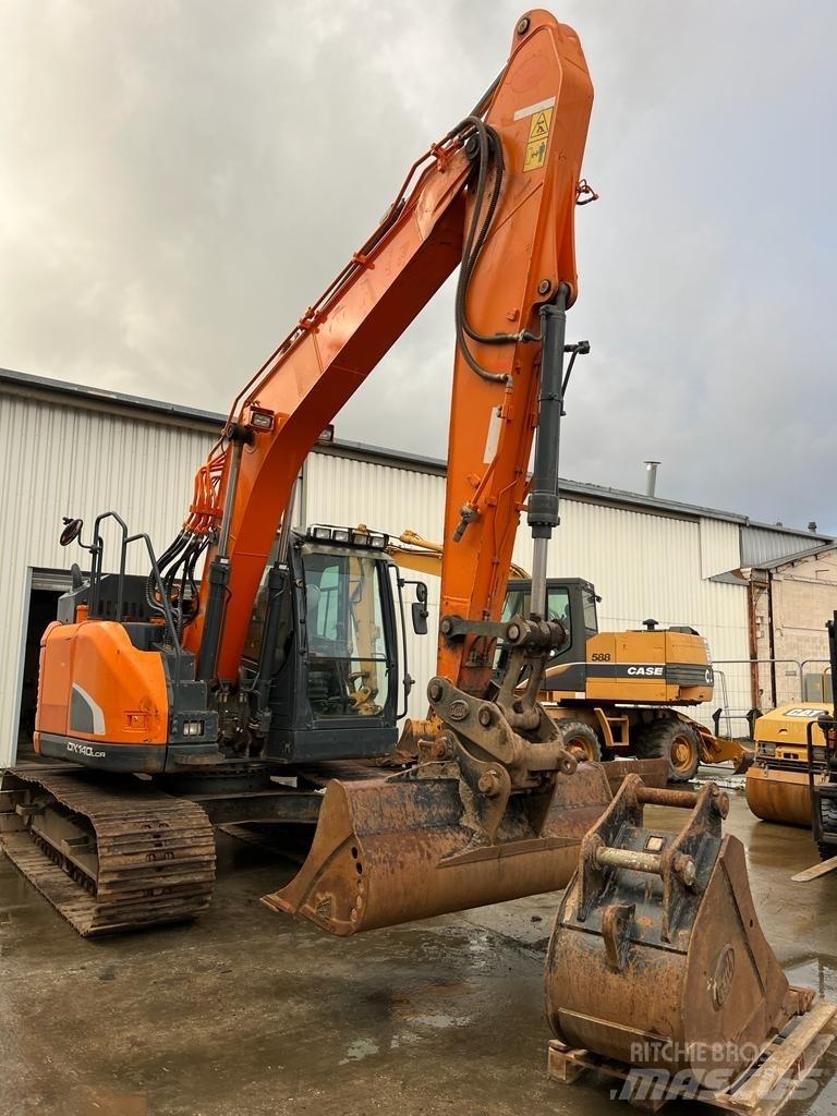 Doosan DX140 LCR Paletli ekskavatörler