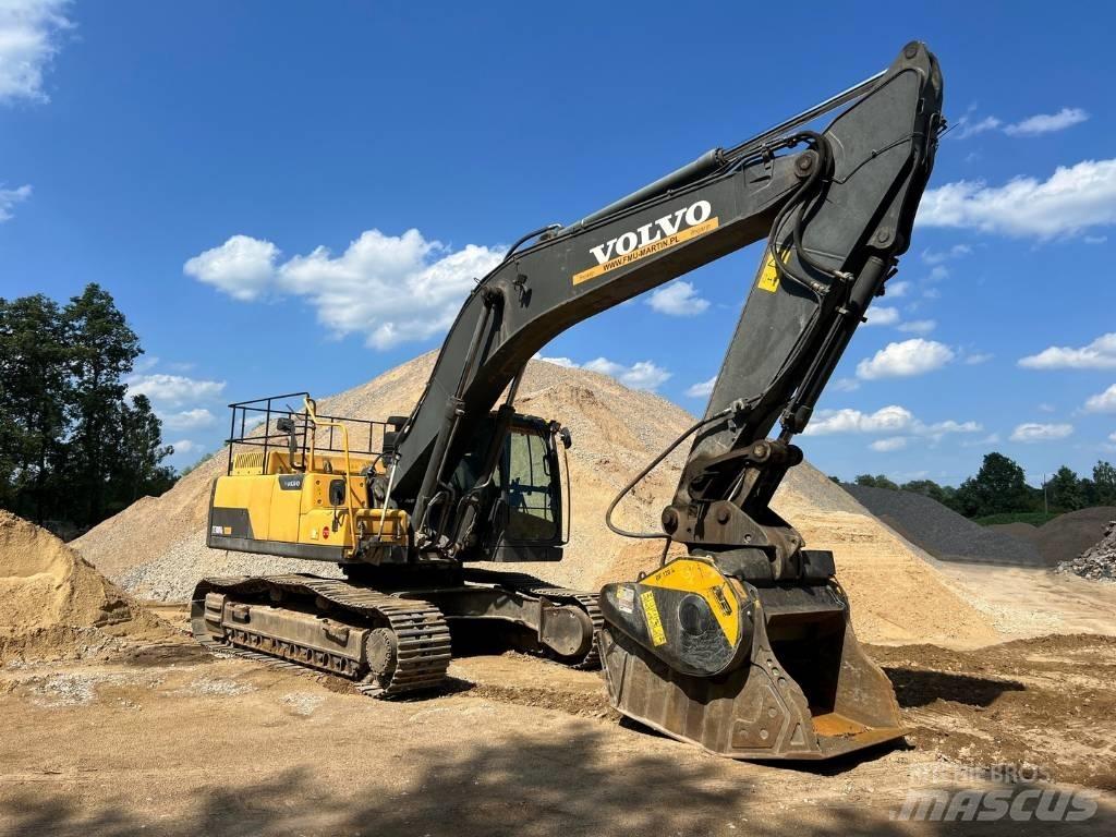 Volvo EC 300 D L Paletli ekskavatörler