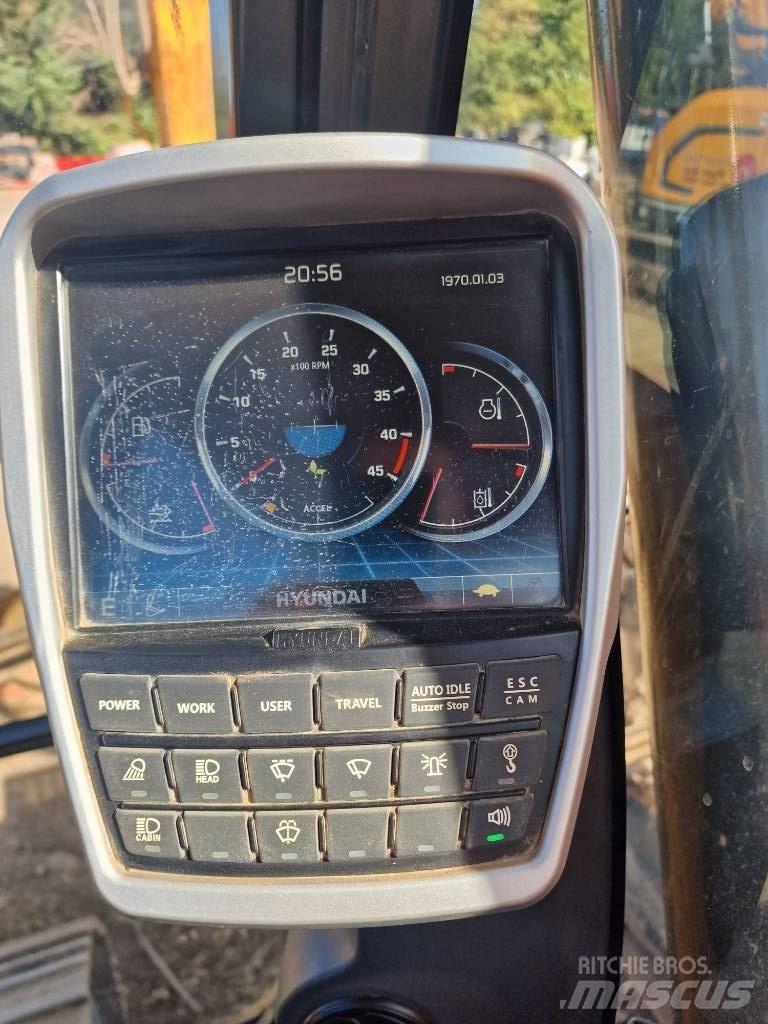 Hyundai HX 145 LCR Paletli ekskavatörler