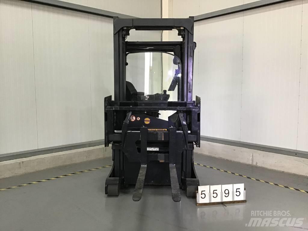 Linde R14 Reach truck - depo içi istif araçları