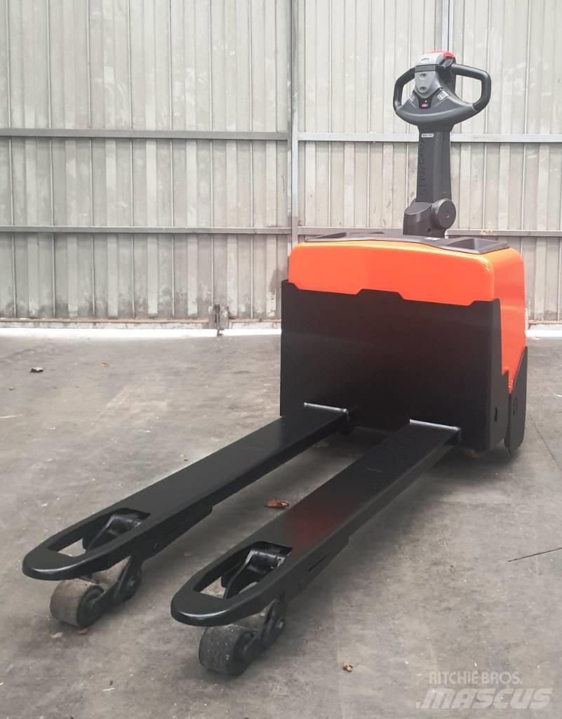 BT LWE 130 Minimover Düsük seviye kaldirici