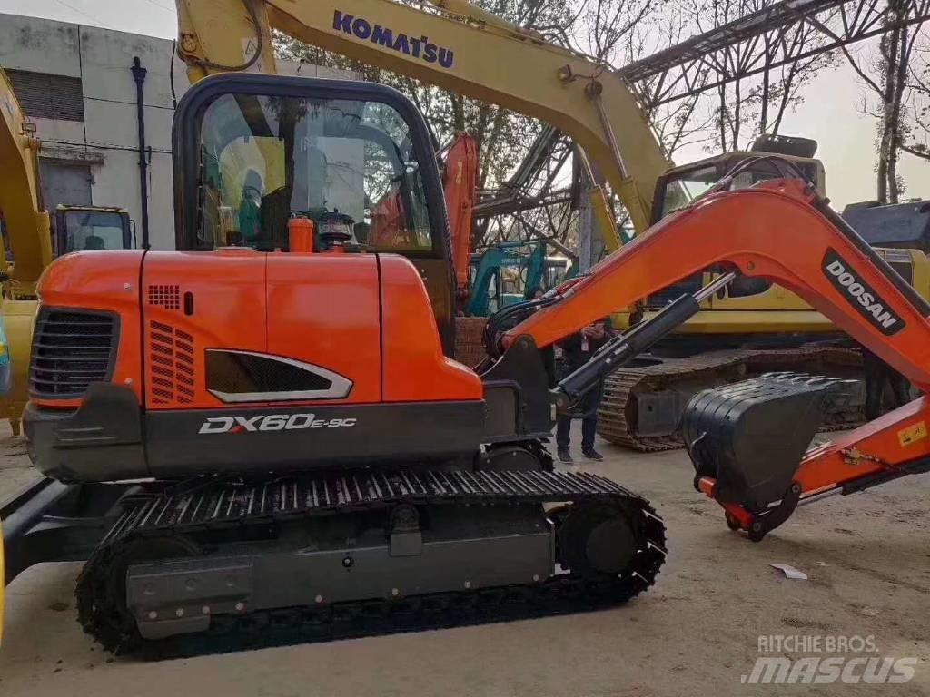 Doosan DX 60-9C Paletli ekskavatörler