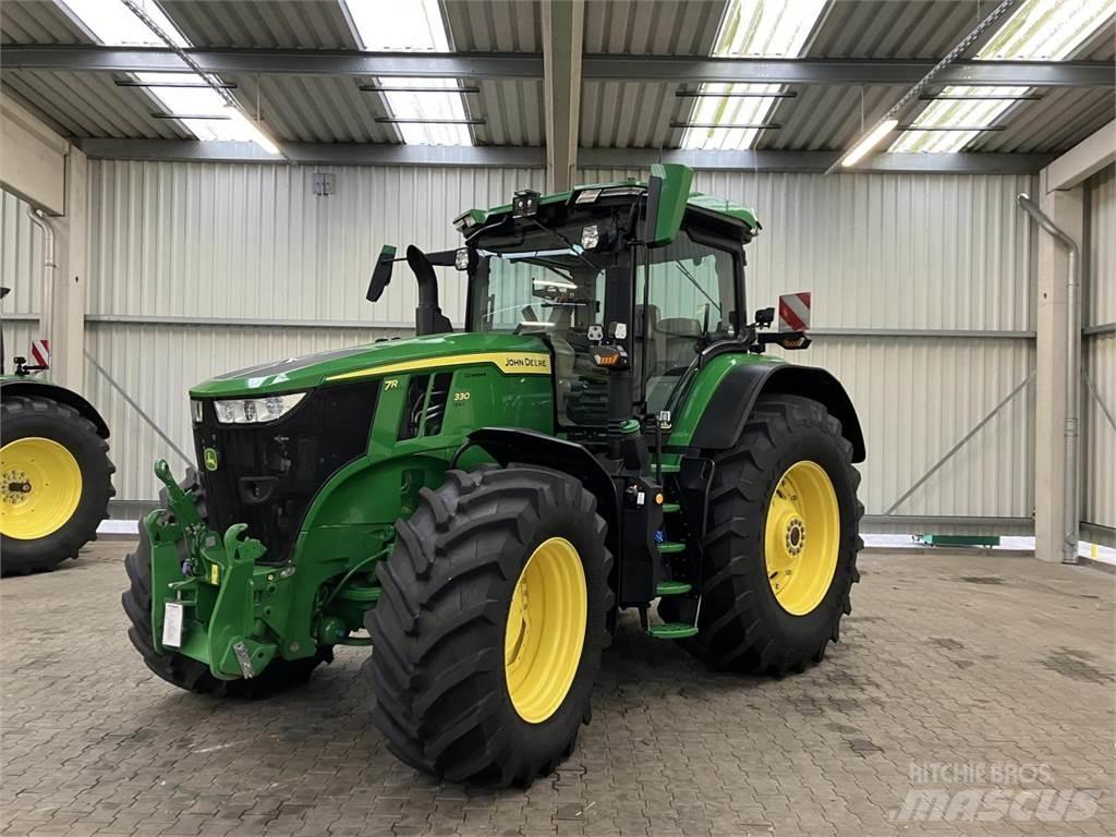 John Deere 7R 330 Traktörler