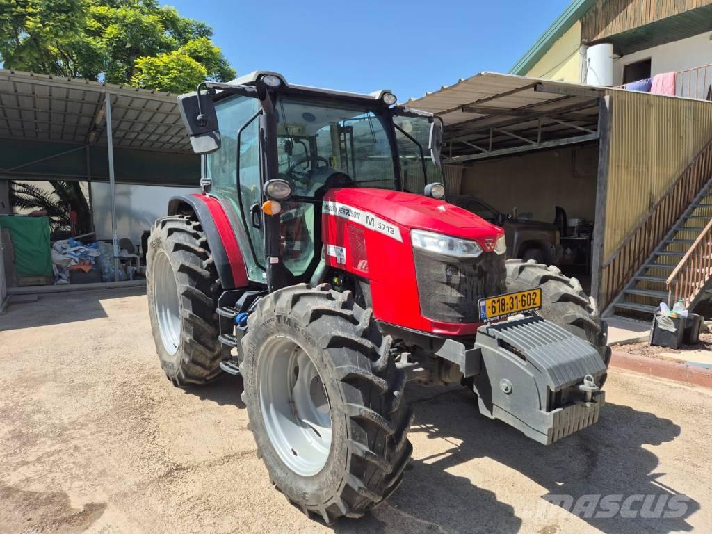 Massey Ferguson 5713 Traktörler