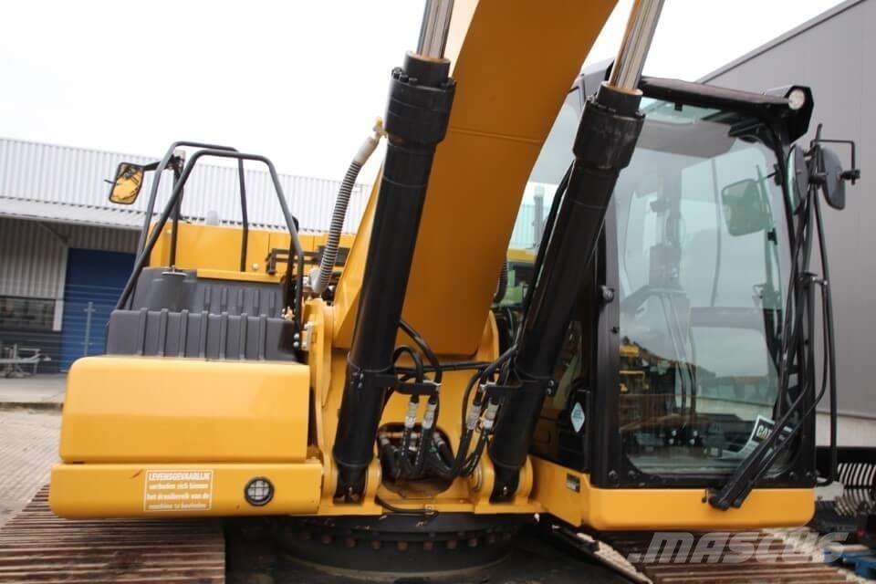 CAT 326-07 Paletli ekskavatörler