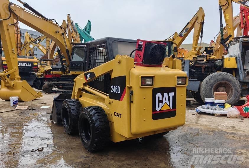 CAT 246D Skid steer loderler