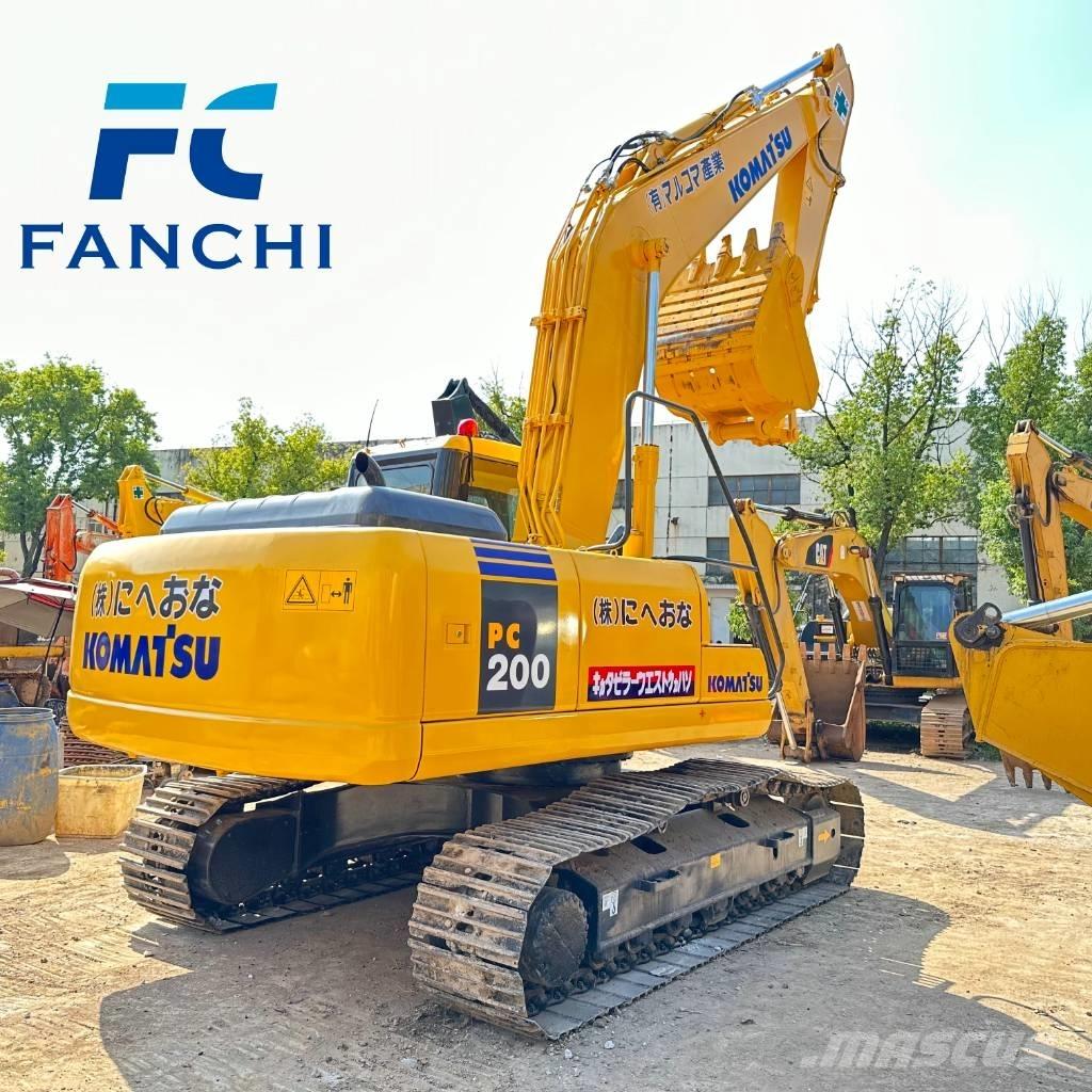 Komatsu PC 200-8 Paletli ekskavatörler
