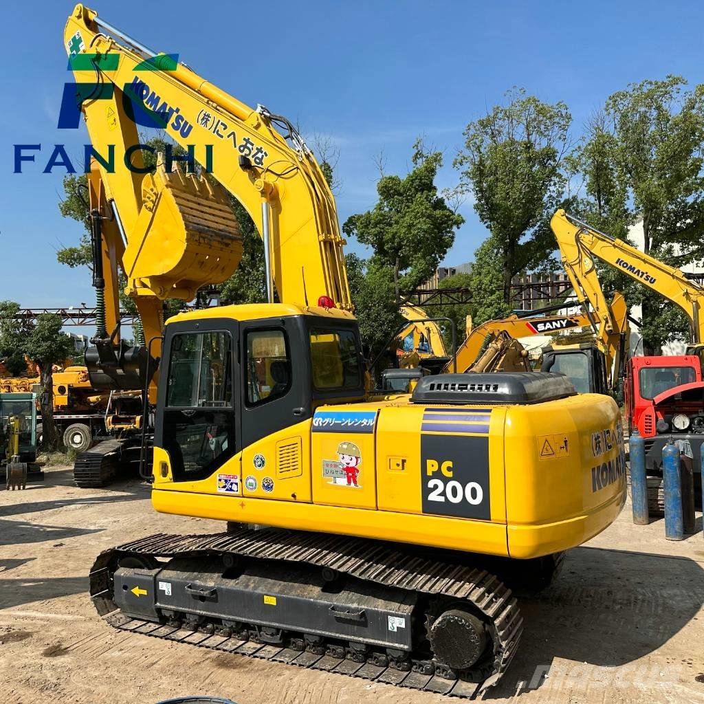 Komatsu PC 200-8 Paletli ekskavatörler