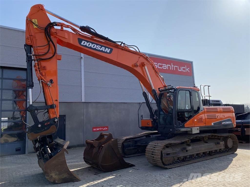 Doosan DX300LC-5 Paletli ekskavatörler