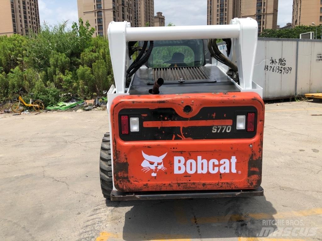 Bobcat S 770 Skid steer loderler