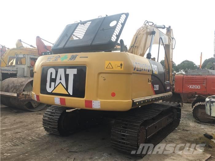 CAT 320 D2 L Paletli ekskavatörler