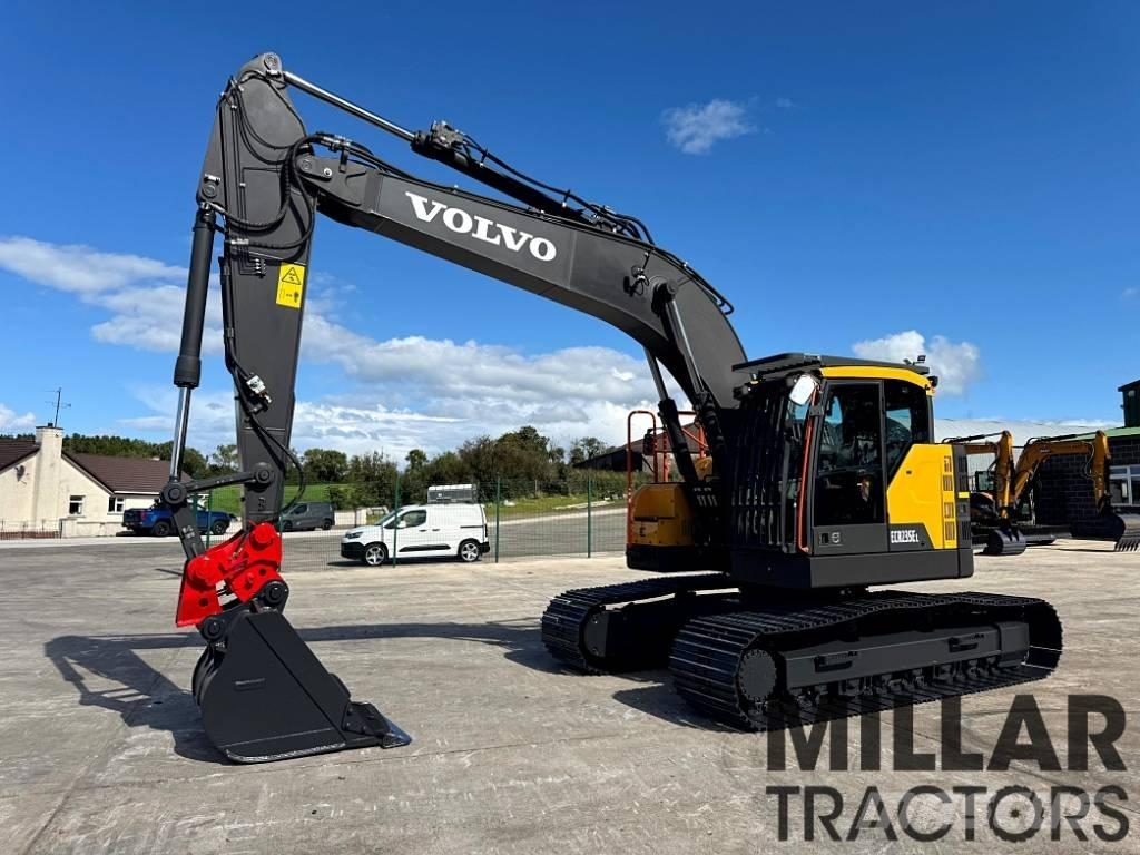 Volvo ECR235EL Paletli ekskavatörler