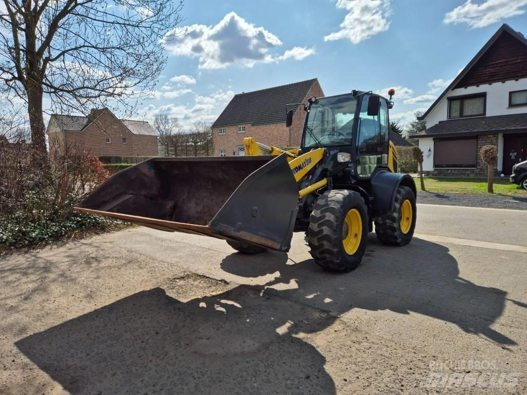 Komatsu WA100M-7 Tekerlekli yükleyiciler