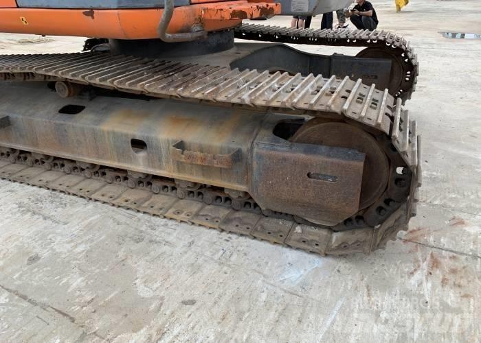 Hitachi ZX 125 Paletli ekskavatörler