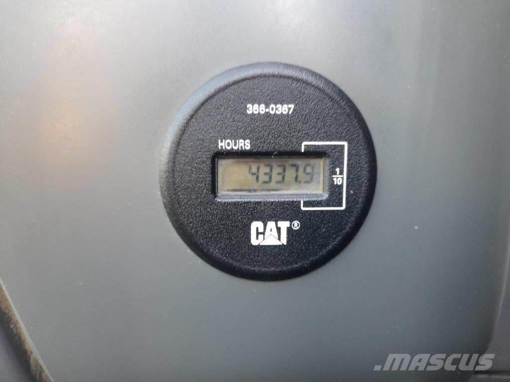 CAT 311 F BLADE Paletli ekskavatörler