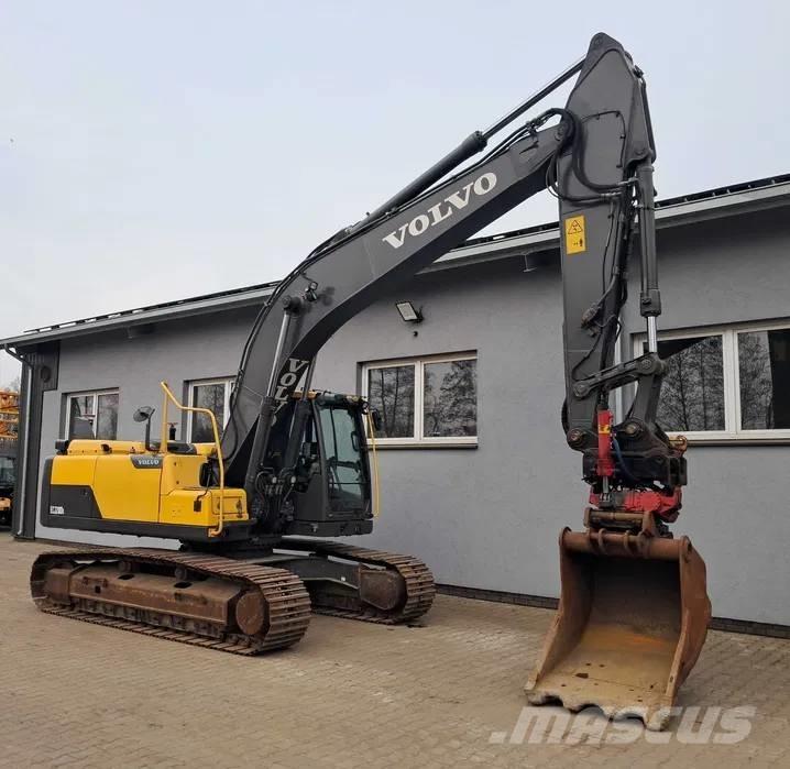 Volvo EC 220 DL Paletli ekskavatörler