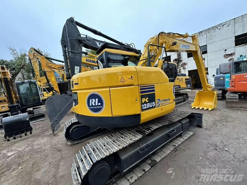 Komatsu PC 128 Paletli ekskavatörler