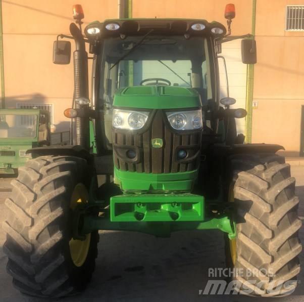 John Deere 6115 R Traktörler