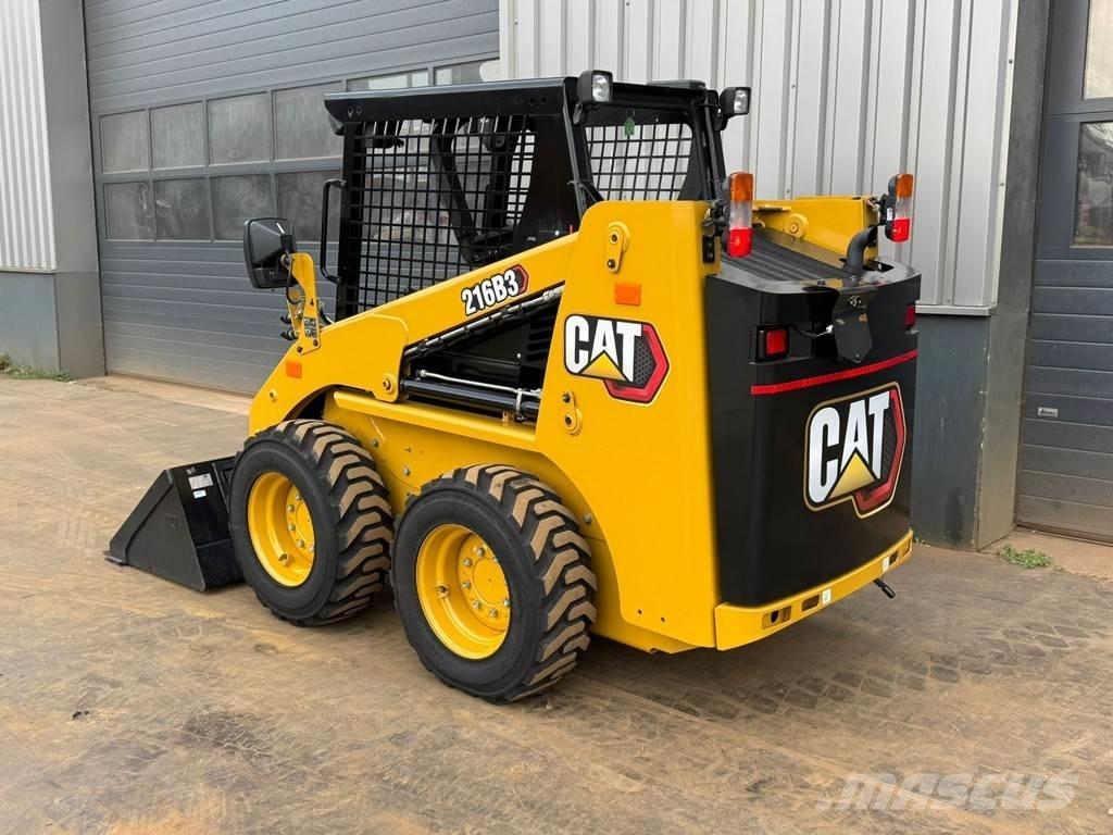 CAT 216B3 Tekerlekli yükleyiciler