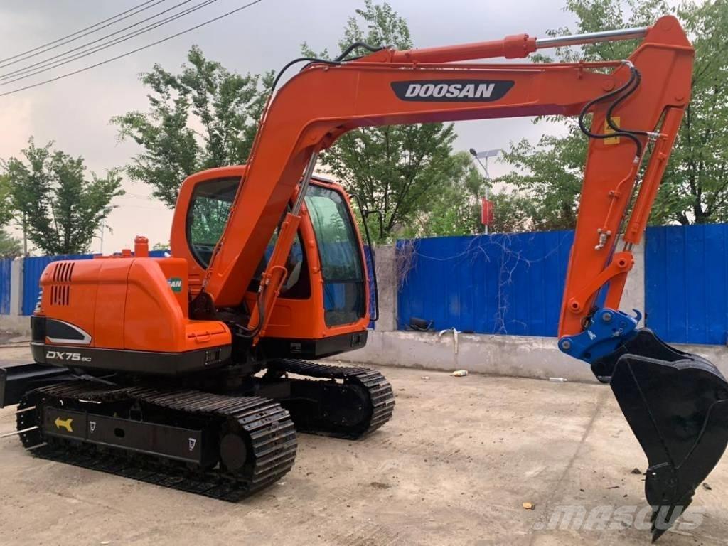 Doosan DX 75-9 C Midi ekskavatörler 7 - 12 t
