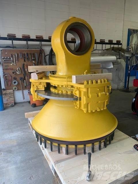 Komatsu 830 E Belden kirma kaya kamyonu