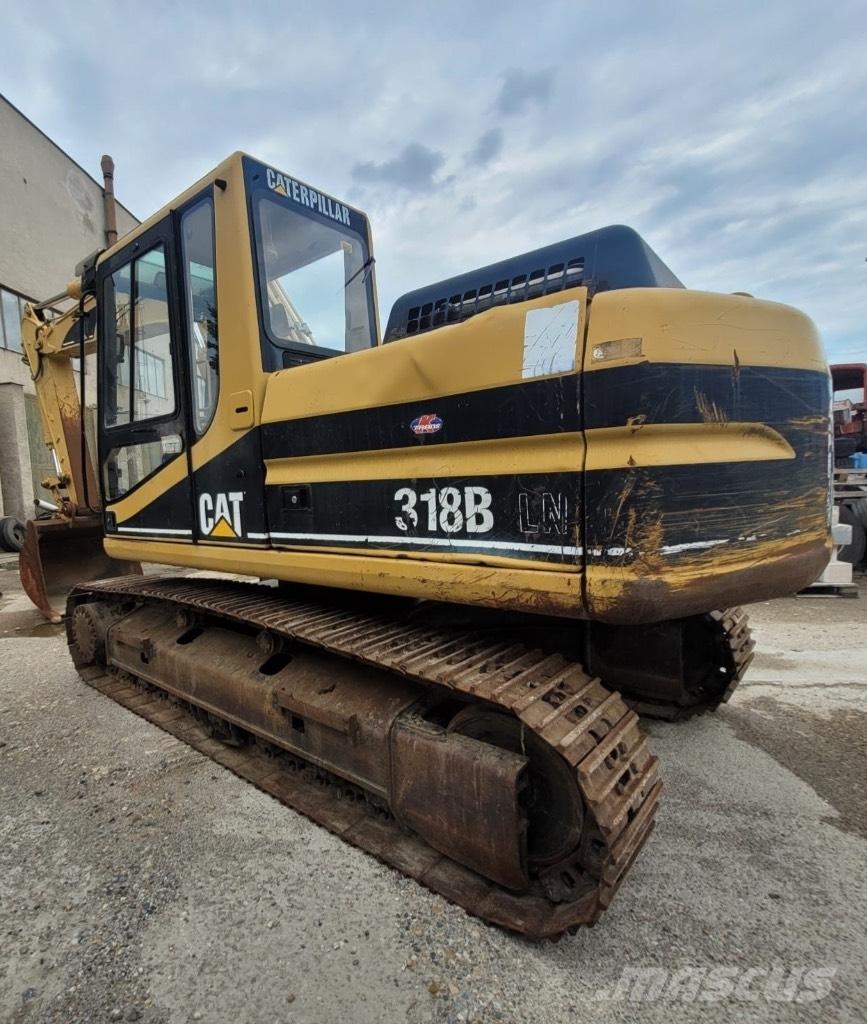 CAT 318 B LN Paletli ekskavatörler