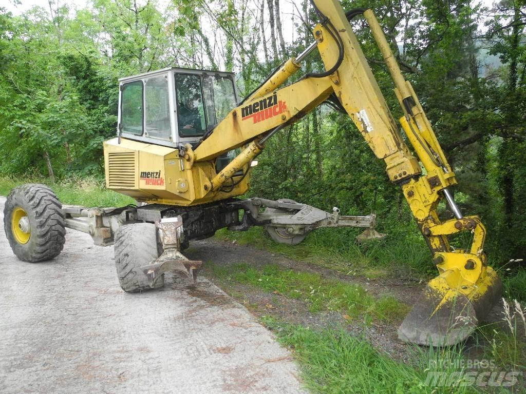 Menzi Muck A 70 Diger