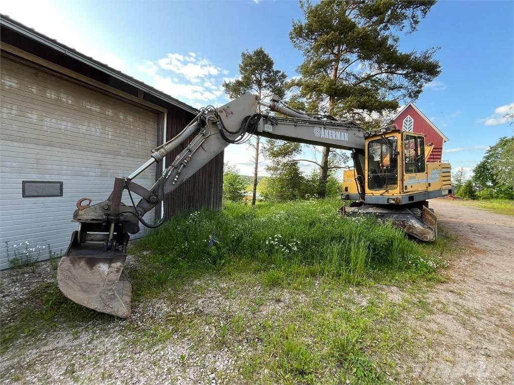 Åkerman EW200 4X4 Lastik tekerli ekskavatörler