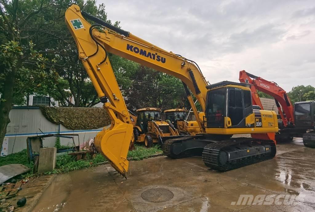 Komatsu PC220-7 Paletli ekskavatörler